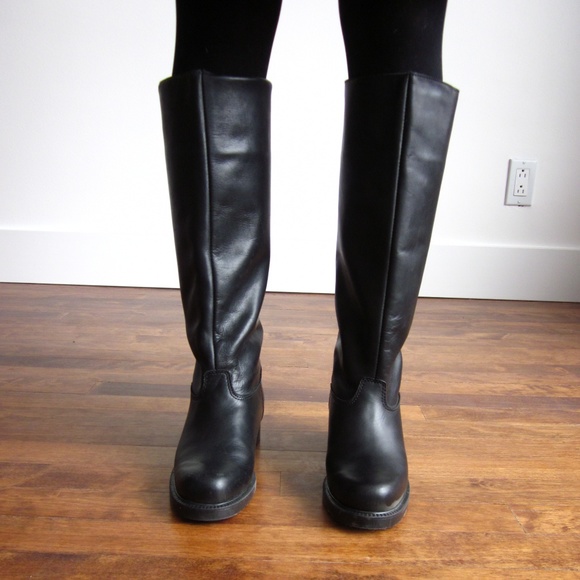 Browns - Warm Black Winter Boots *NWOT* - Picture 2 of 16
